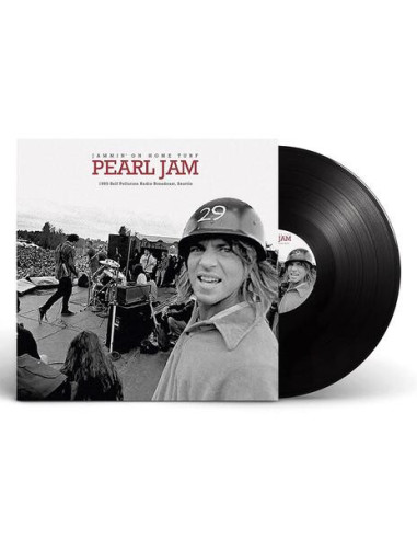 Pearl Jam - Jammin' On Home Turf