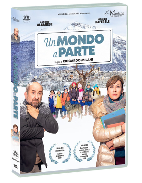 Mondo A Parte (Un)